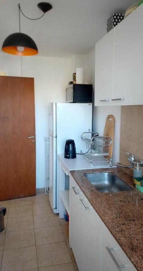 Apartamento Depto 2 ambientes muy luminoso con internet y vista a la plaza Ciudad Autónoma de Ciudad Autónoma de Buenos Aires Exterior foto